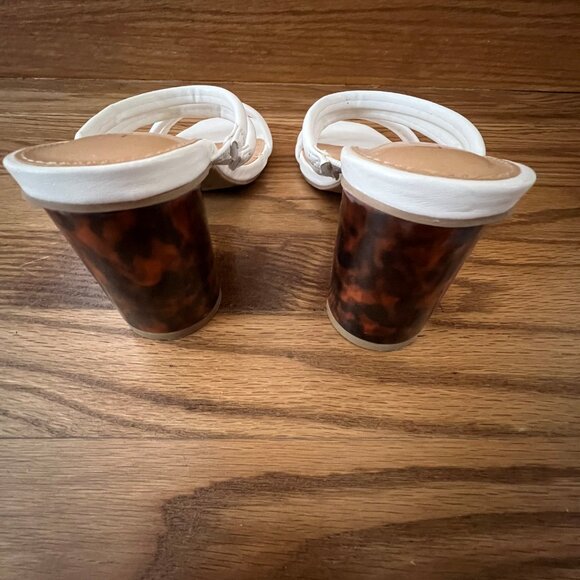 Lauren Conrad Memory Foam White Sandals - Size 5.5 M - New! - Picture 5 of 8